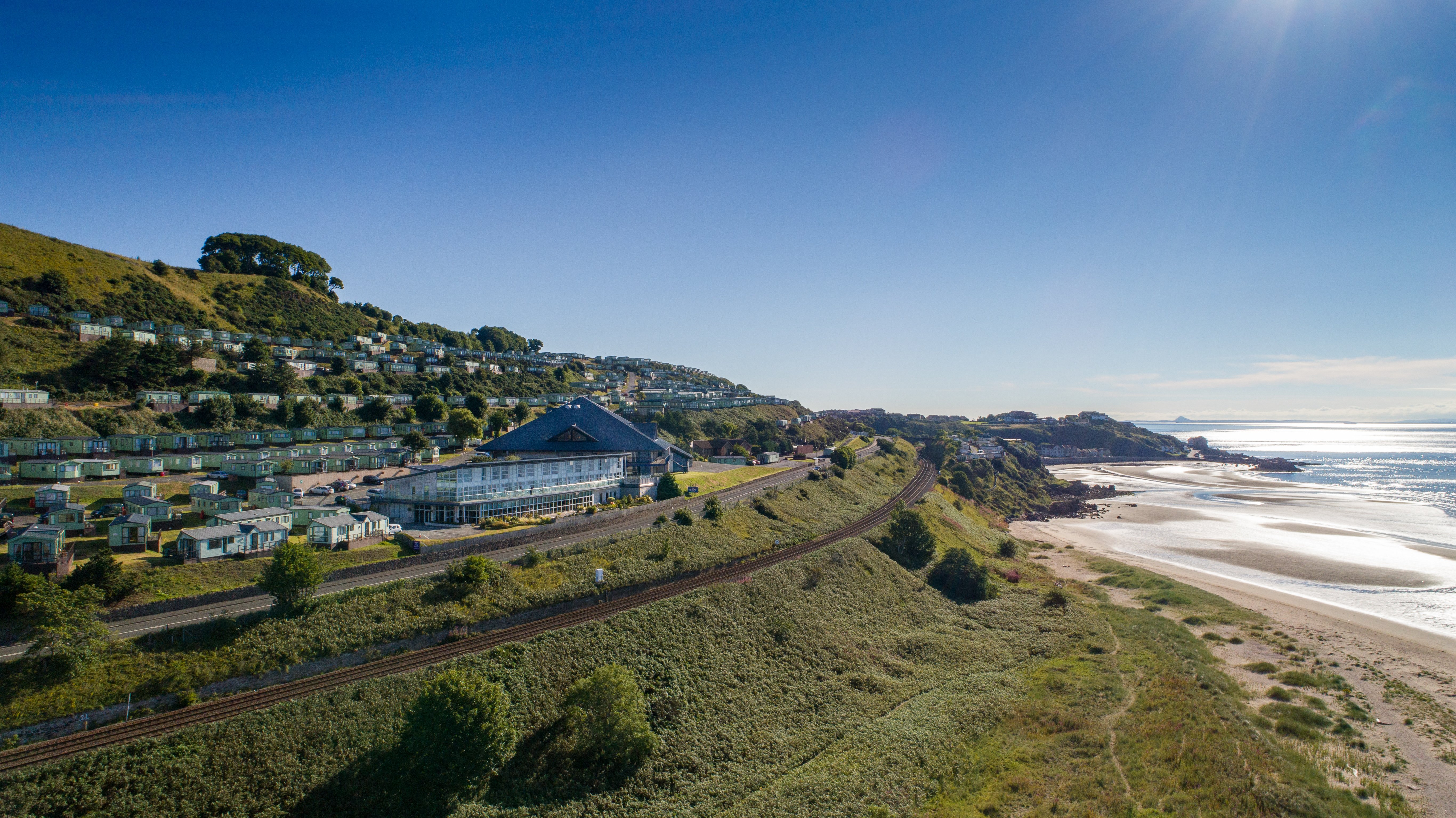 WIN A FAMILY HOLIDAY TO PETTYCUR BAY HOLIDAY PARK